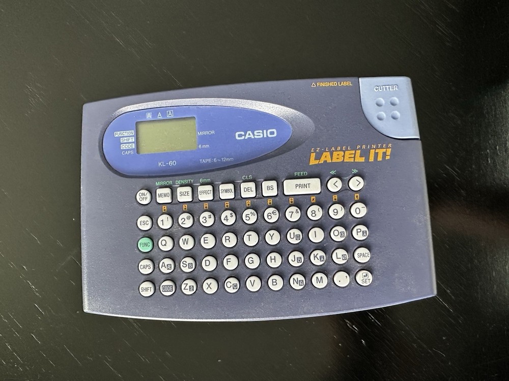 Casio KL-60 Label It! EZ-Label Printer Label Maker Handheld Purple Blue TESTED