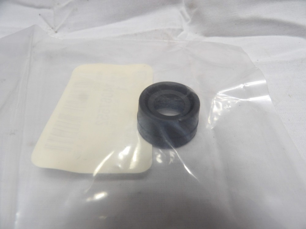 GM Caliper Boot 14067552