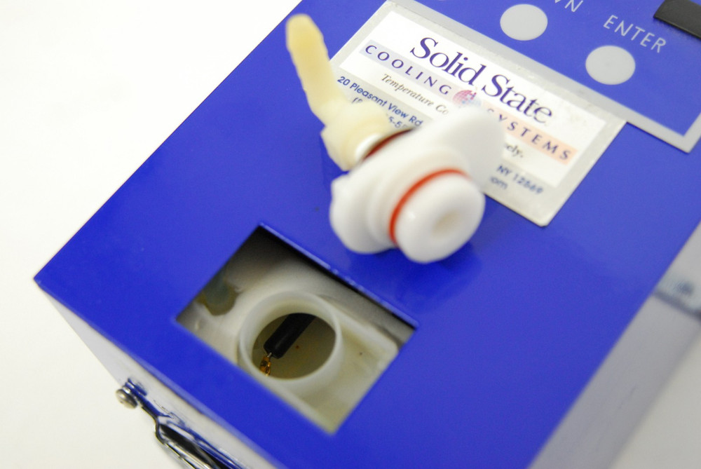 Solid State Cooling Systems 10-150-G1-P1 Recirculating Thermoelectric Chiller