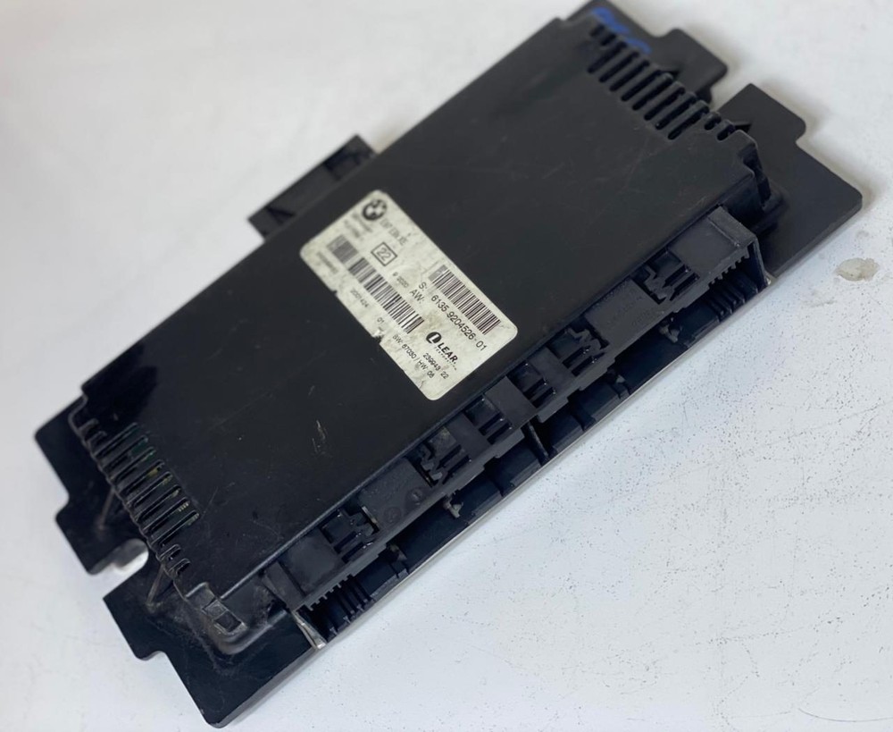 BMW E87 and 3 Series E90 E92 E93 FOOTWELL LIGHT CONTROL MODULE 9204526 OEM