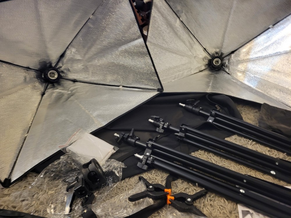 Photography Lighting Kit: 3 Flash Stands + 2 Light Boxes
