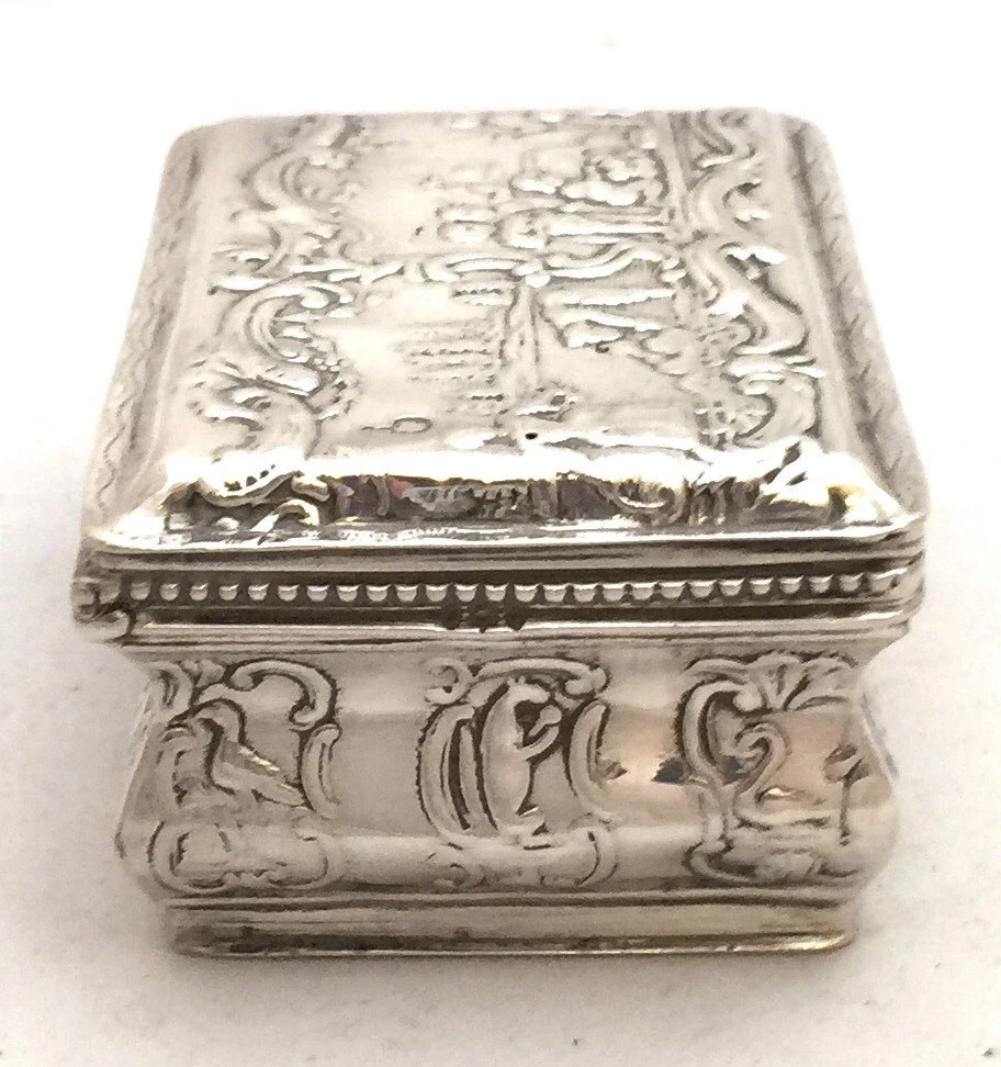 Dutch with London Import Hallmarks Sterling Solid Silver Snuff Box 1892 98.5g