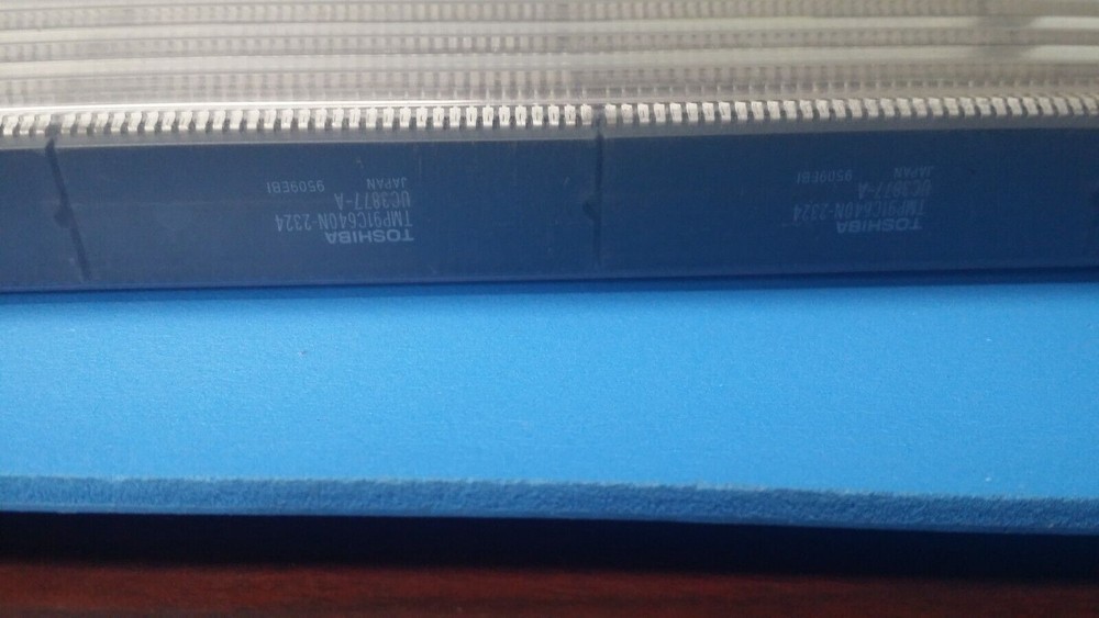 (1 PC) TMP91C640N TOSHIBA Microcontroller 8-Bit MROM CMOS PDIP64