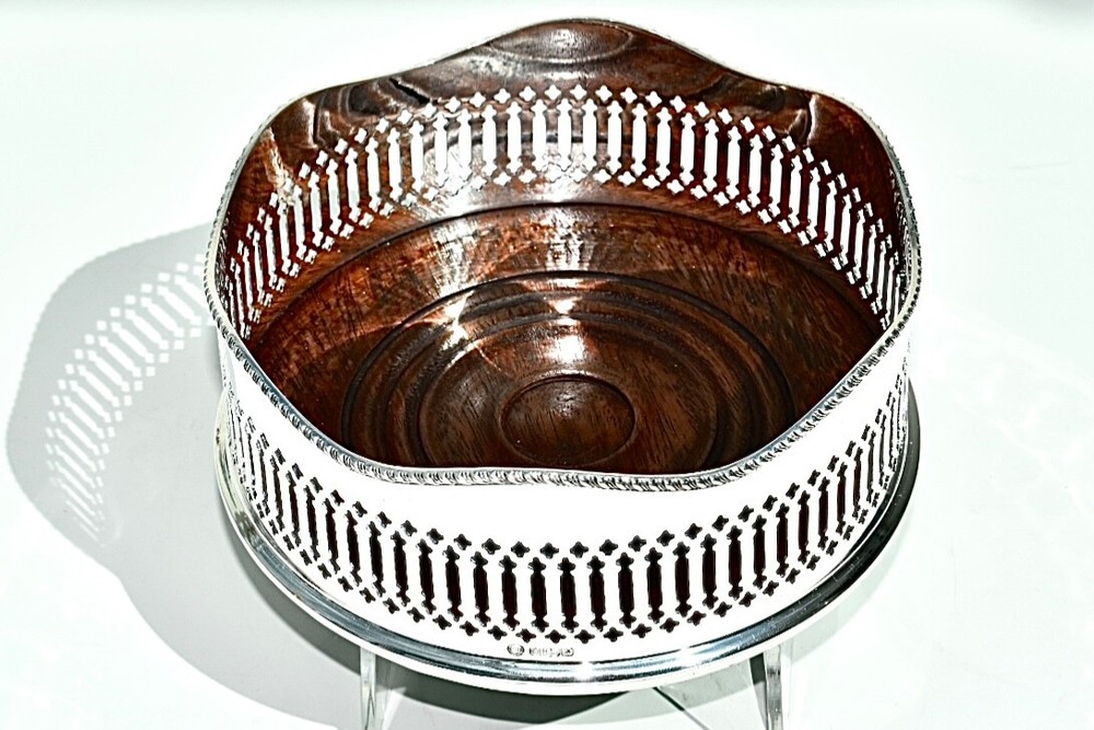 Superb Solid Silver, Magnum / Champagne/Wine Bottle Coaster, Francis Howard 223g