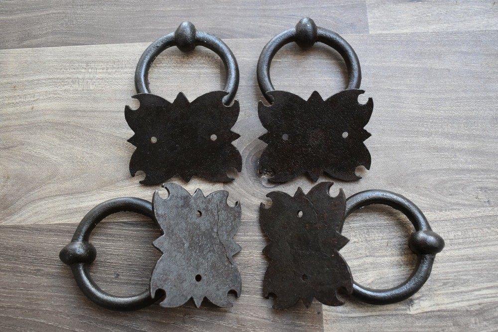 vintage Cast Iron knocker chest door ring Pull drop handle knobs 4 pic