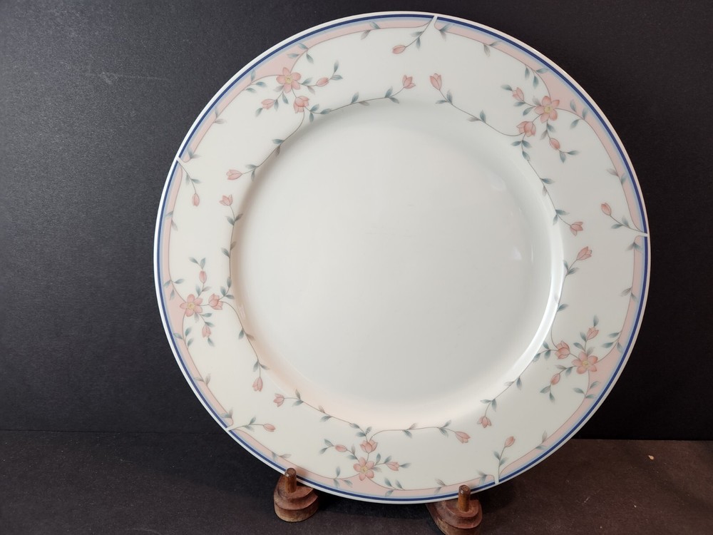 Bridal Rose by Sango 5 Piece Place Setting #1036