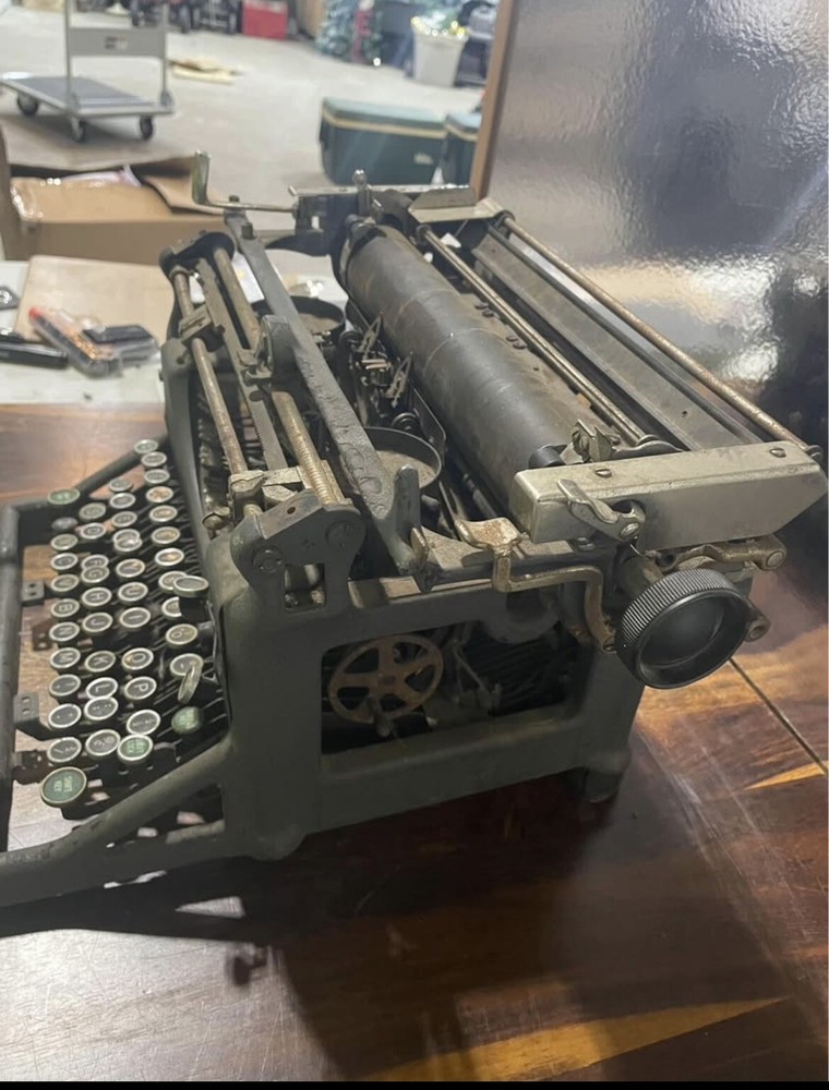 Antique Underwood Typewriter AS-IS