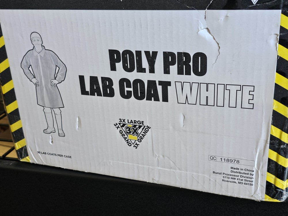 Polypro Lab Coat White 3XL 30 coats E542 0304