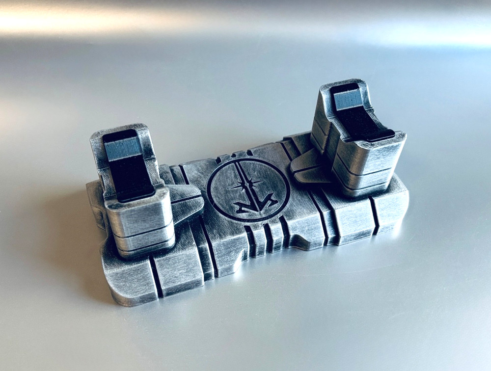 SAVI - Universal Lightsaber Display Stand - Galaxy's Edge