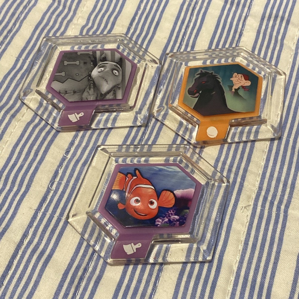 Lot 6: Disney Infinity | Pixar | Buzz Star Command Ship Tow Mater Nemo Ichabod