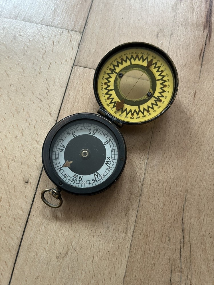 Antique WWI British Army Brass Marching Compass - The Magnapole