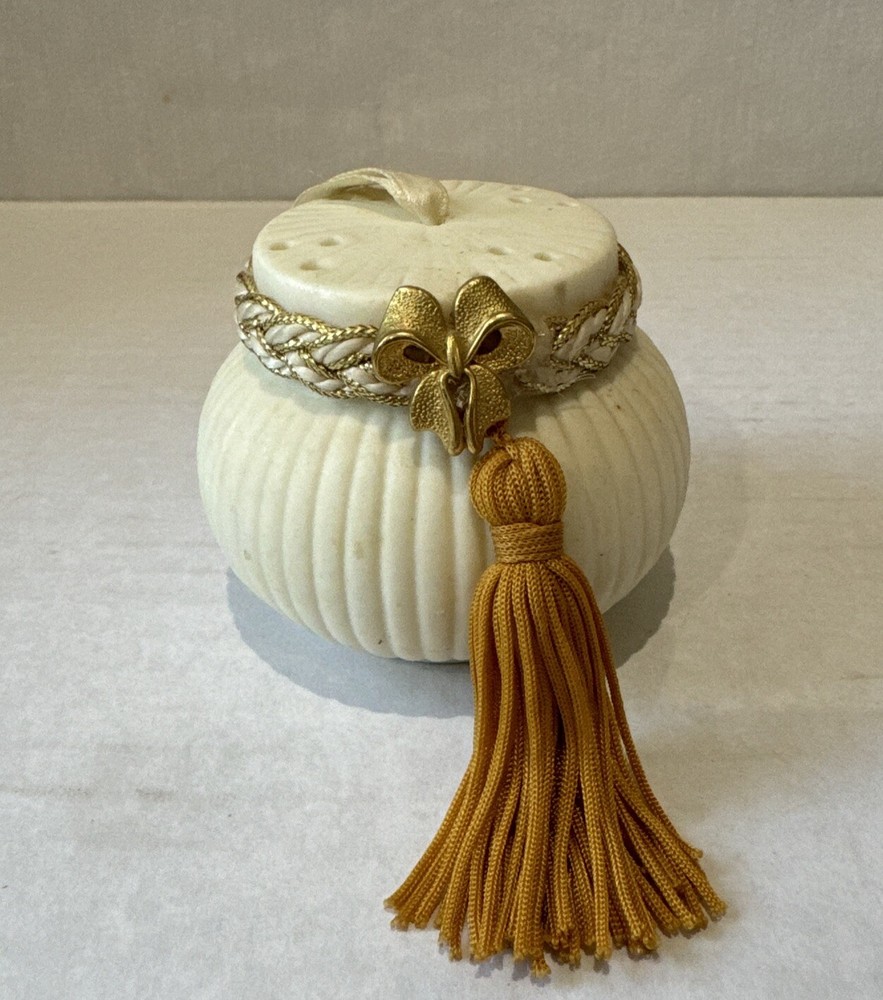 Fancy Vtg Ivory Ceramic Bulb & Tassel Atomizer Perfume Bottle 2.5”