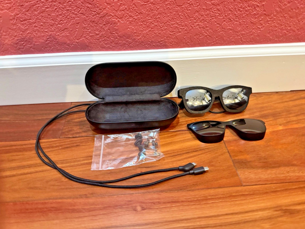 XREAL Air 2 Smart AR Glasses Bundle – Includes Custom Strap & 3D-Printed Lenses!