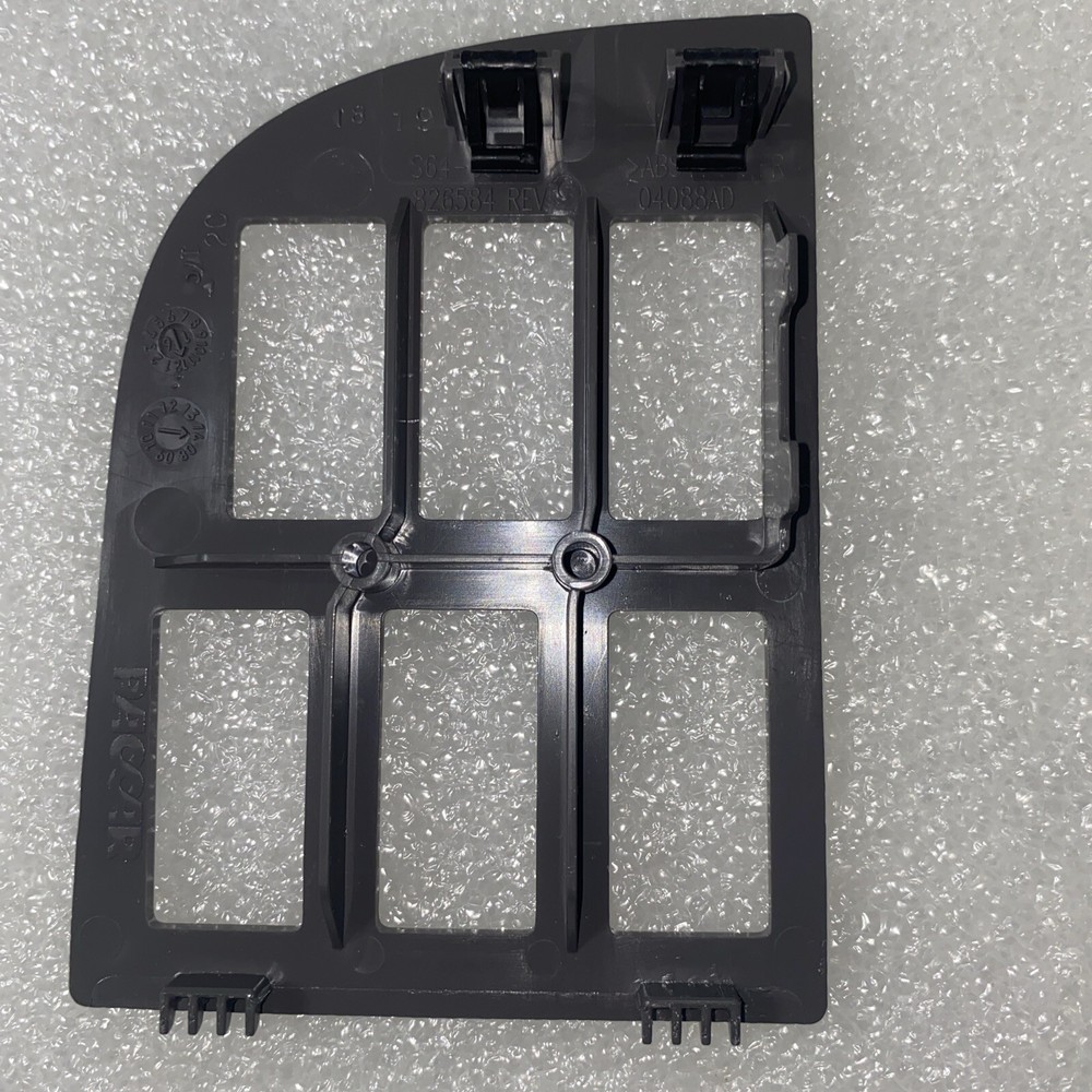 Peterbilt Panel 	S64-6077-00281. Grey