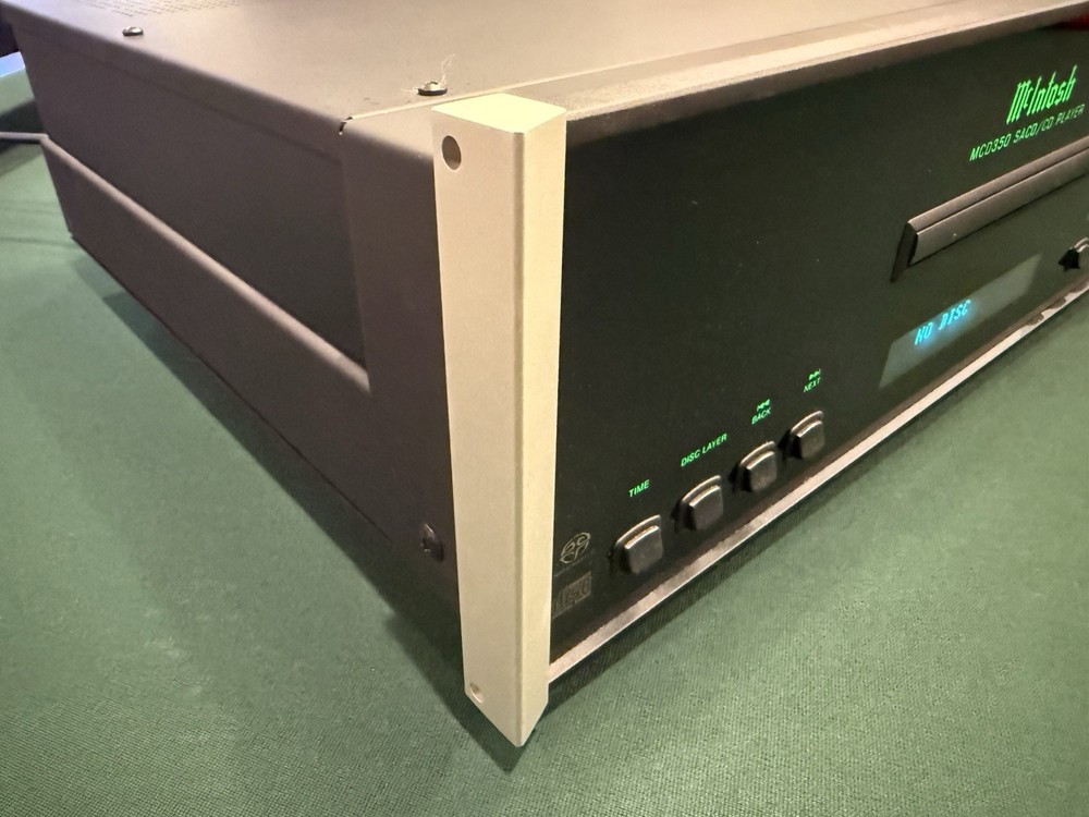 McIntosh MCD350 CD / SACD Player - Excellent