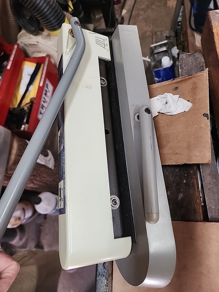 Ibico Eb-19 Manual Punch/ WITH Binders, Binding Machine plastic, Wire Spiral