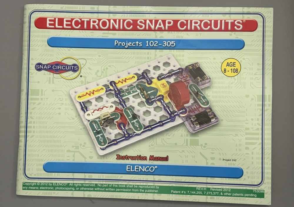 Snap Circuits Classic SC-300 Electronics Exploration Kit, Elenco