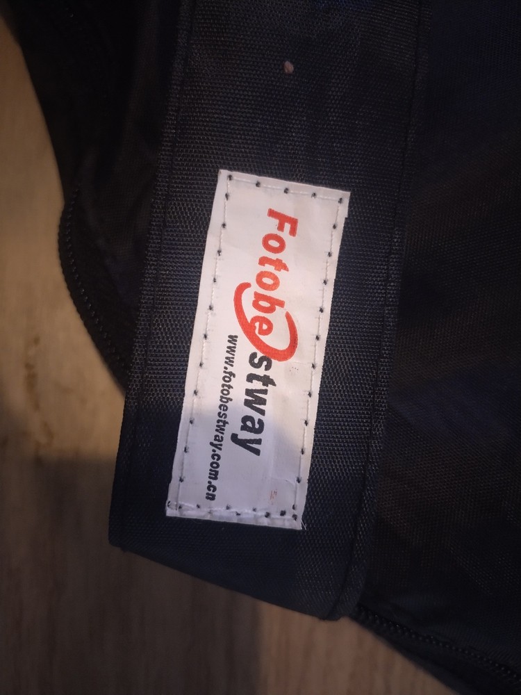 100 x 150cm 7-in-1 reflector/diffuser kit.