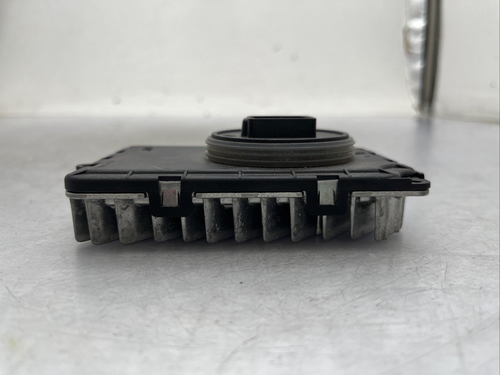 2019 2020 2021 Chevrolet Silverado GMC Sierra 1500 LED Headlight Control Module