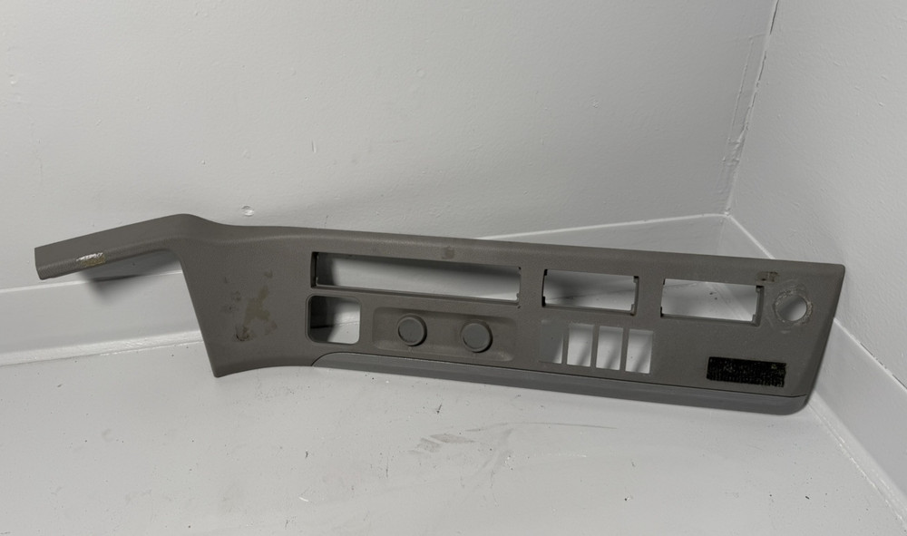 FREIGHTLINER 22-73787-000 - Instrument Panel Assembly