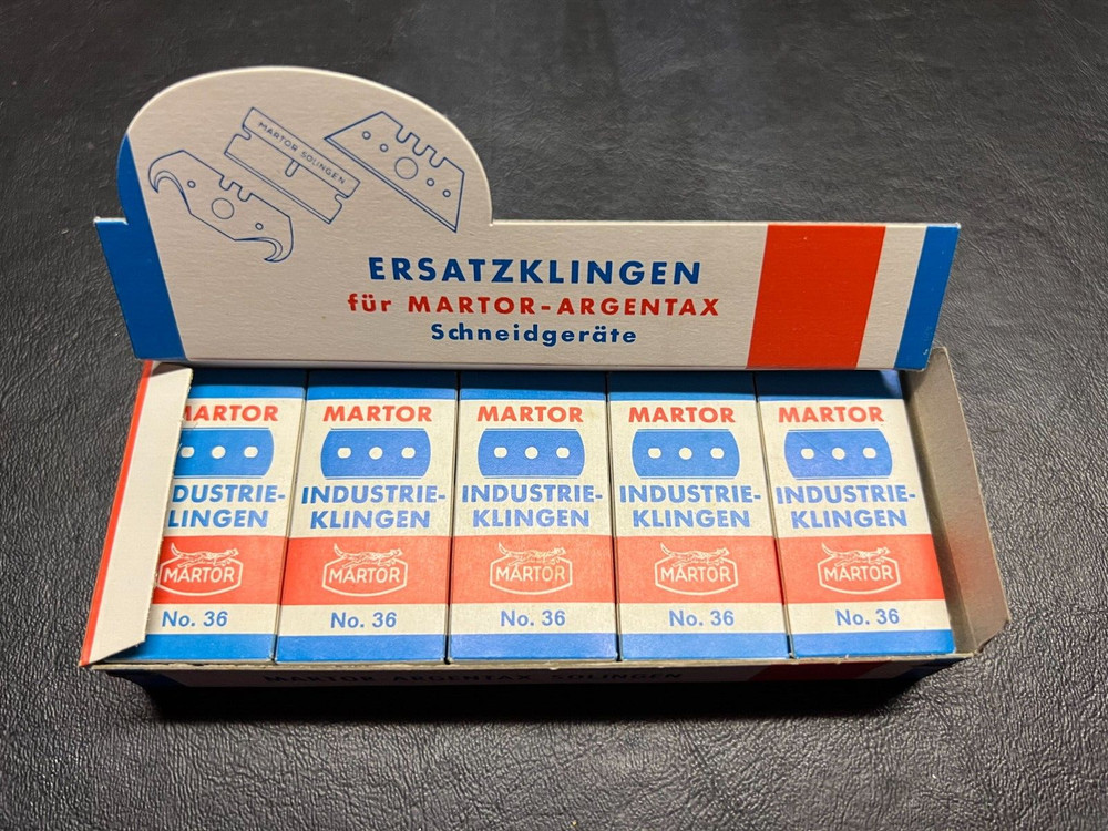 50 ct. Martor No.36 Razor Blades Box