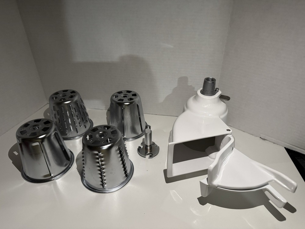 KitchenAid Rotor Slicer/Shredder Attachment, model RVS-A