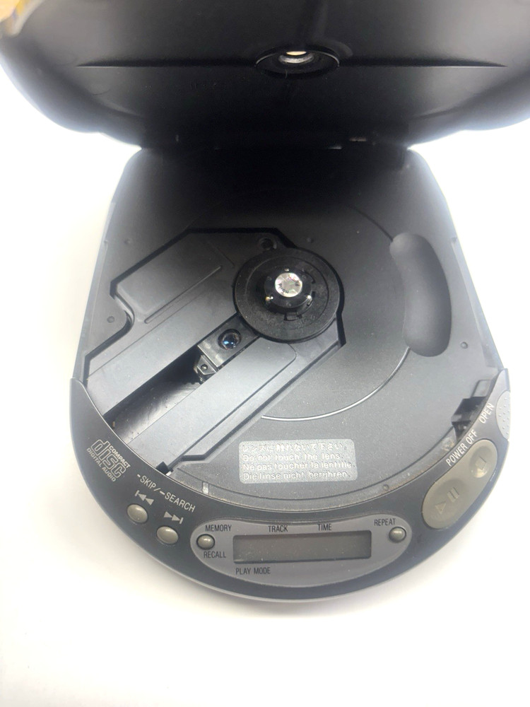 PANASONIC PORTAL CD PLAYER SL-S250C XBS MASH - PLEASE READ