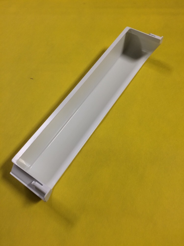 Dometic RV Refrigerator FREEZER DOOR Shelf 3316081901 long, 16" x 3" DM2652-2852