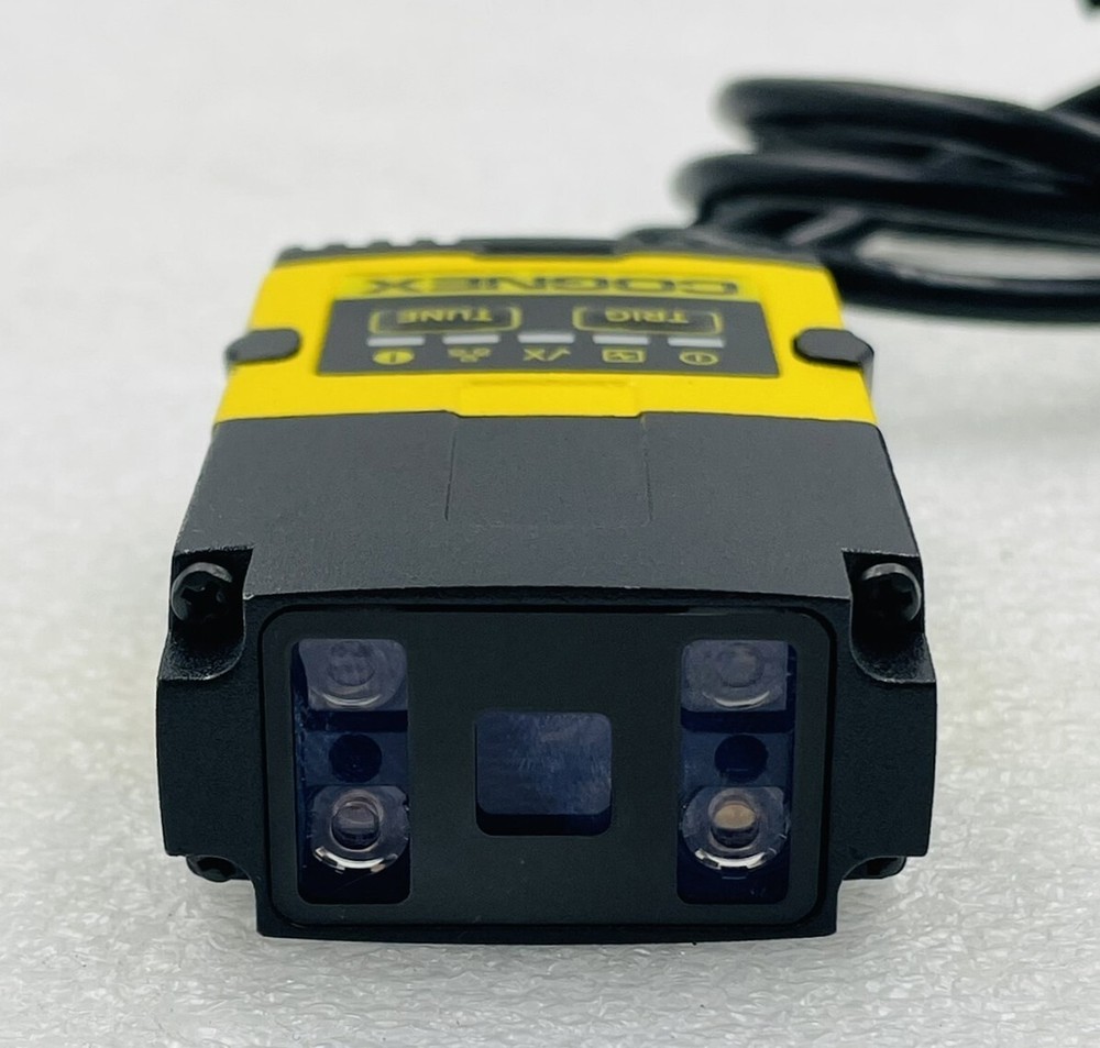 Cognex DM152X 825-10306-318R E Fixed-Mount Barcode Reader