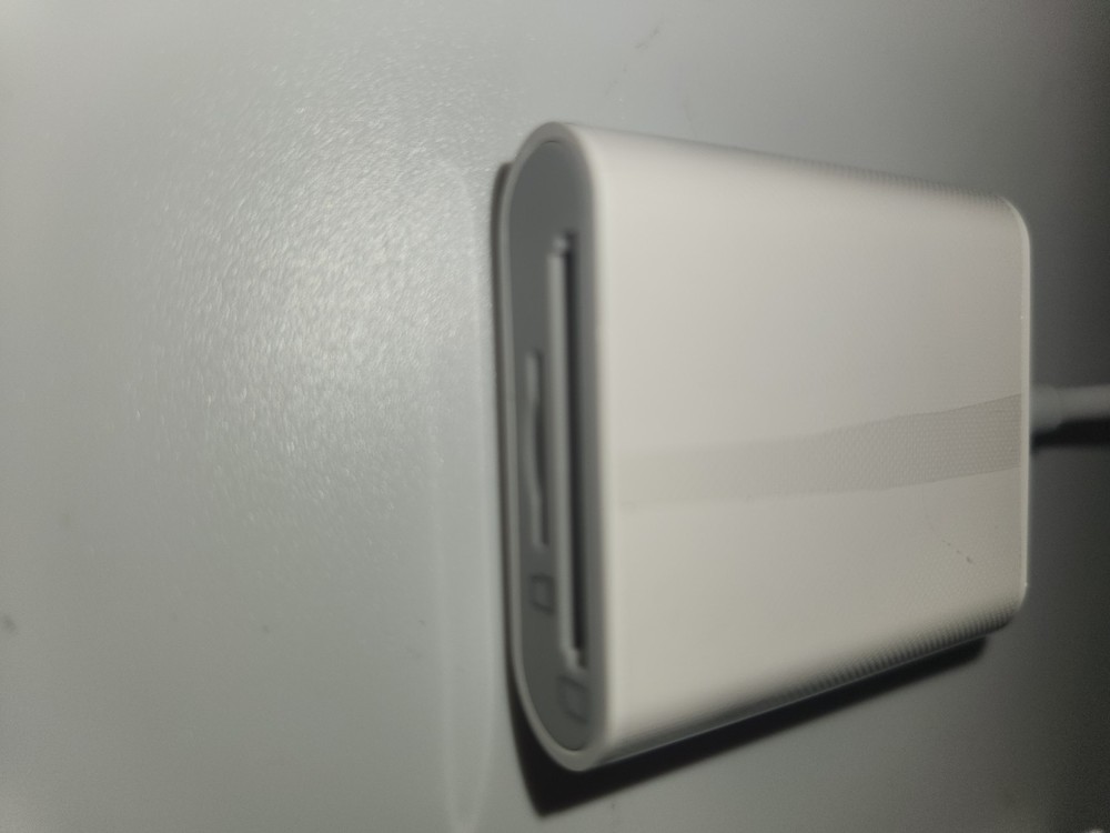 SD Card Reader for iPhone iPad, &USB-C Dual Connector, Support SD/MicroSD Cards