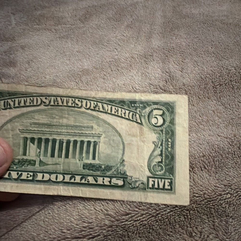 1953 A US FIVE DOLLAR SILVER CERTIFICATE