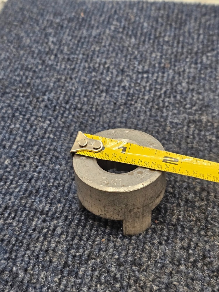 LoveJoy Inc. Jaw Type Coupling Hub L-075 .875 Keyed Bore