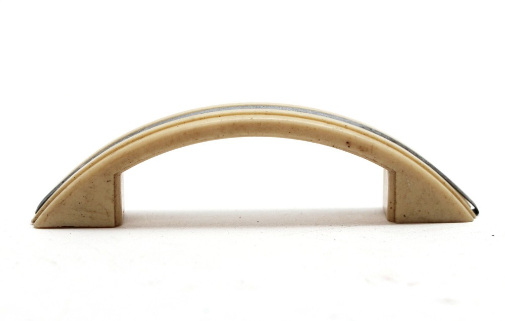 Vintage 4 in. Plastic Art Deco Pale Tan Bridge Drawer Pull