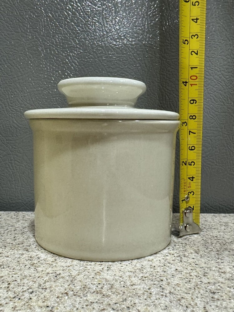 HIC Mrs. Anderson’s Baking Spreadable Butter Keeper 4” Earthenware NOS