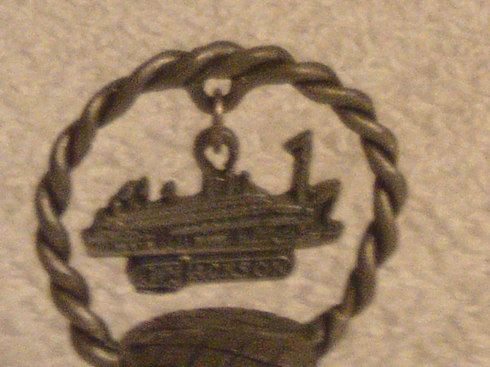 VINTAGE PEWTER GEN. JACKSON THUMBLE