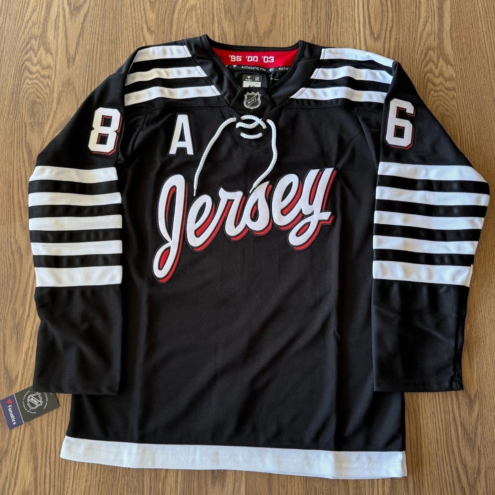 Jack Hughes @86 New Jersey Devils Black NWT