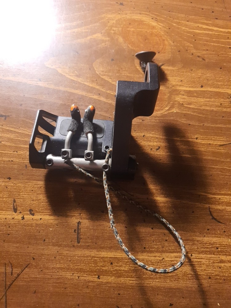 Schaffer Archery Dropaway Rest Hoyt Black