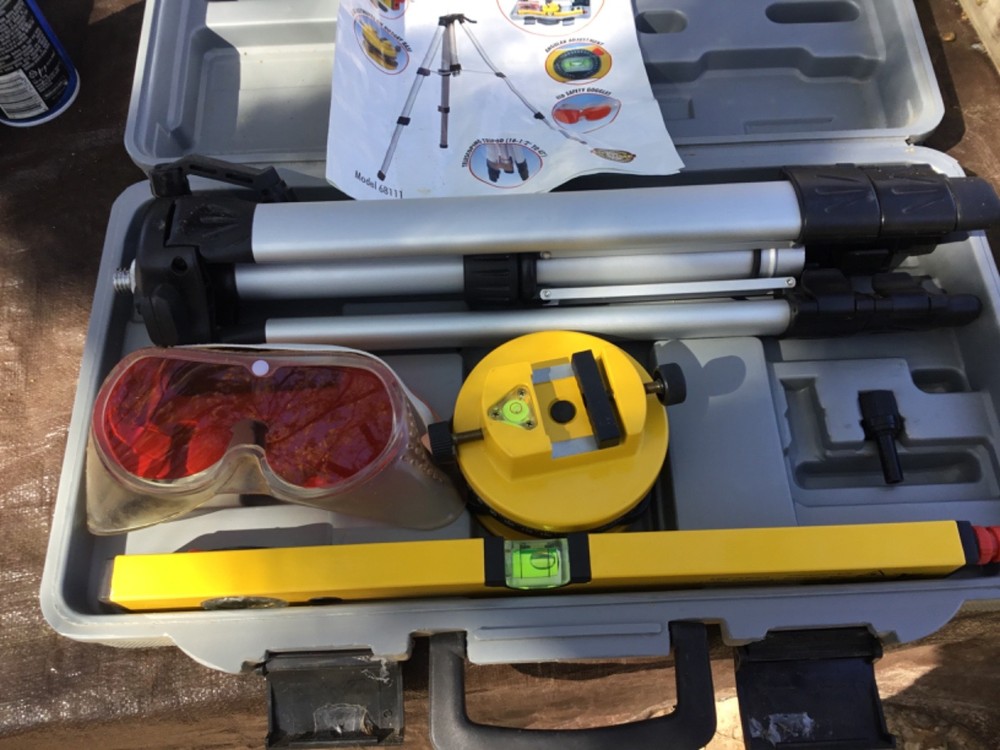 KR Tools laser level kit