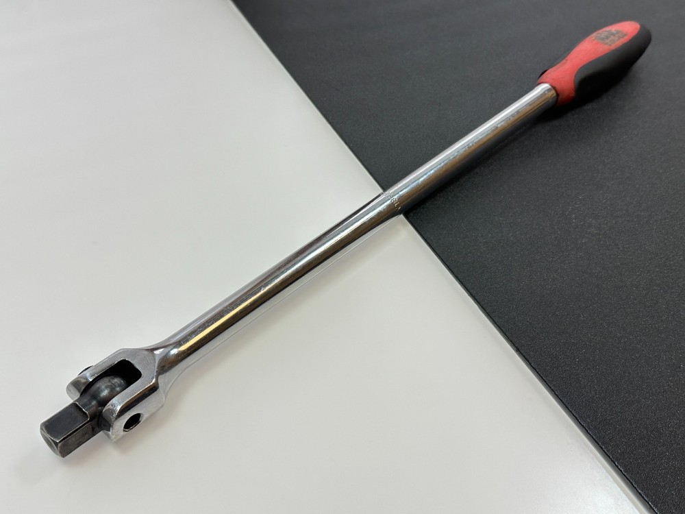 MAC Tools V18SFA Bi-Material 1/2" Drive Breaker Bar w/ Comfort Triangular Grip