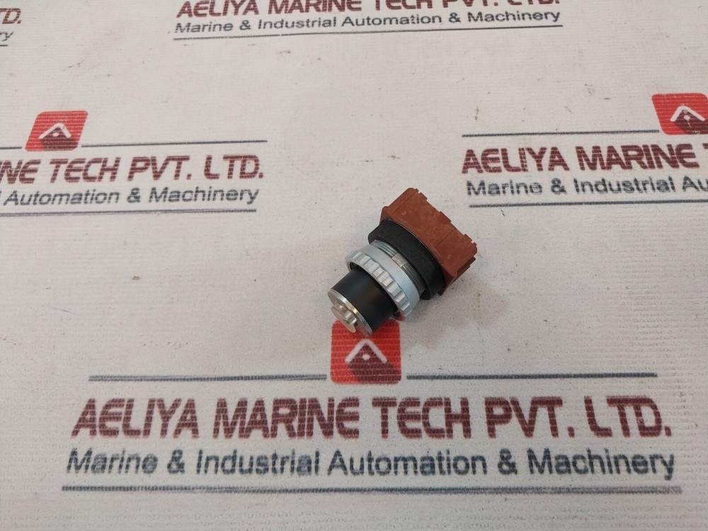 Siemens SSG 10 Key Operator Switch 3SB1120-4PB20