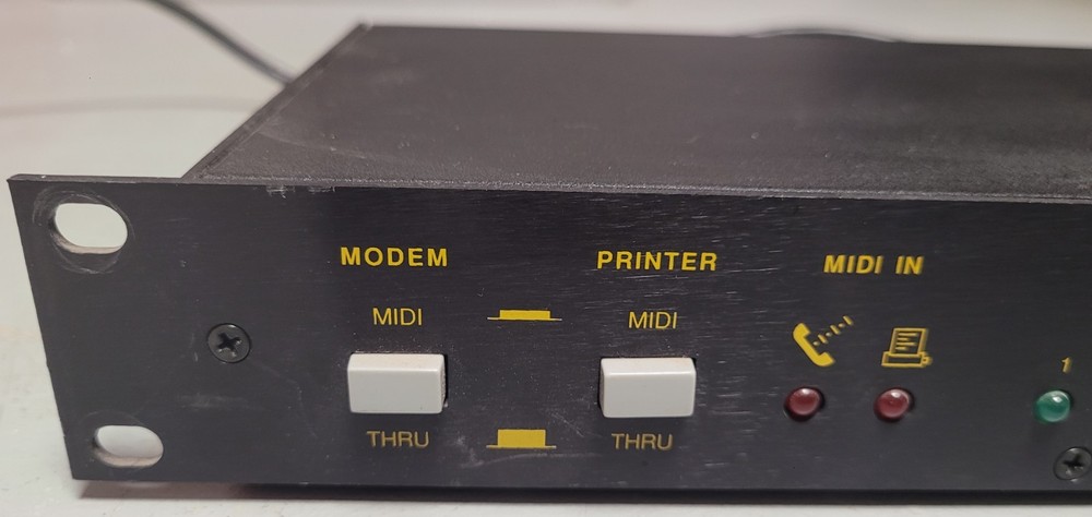 Opcode Studio 3 Rack Mount Interface & Synchronizer Powers On For Parts/Untested