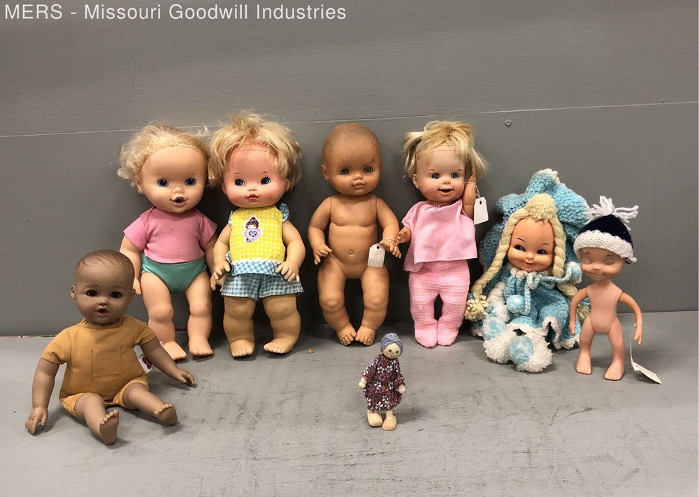 Lot Of 8 Assorted Baby Dolls