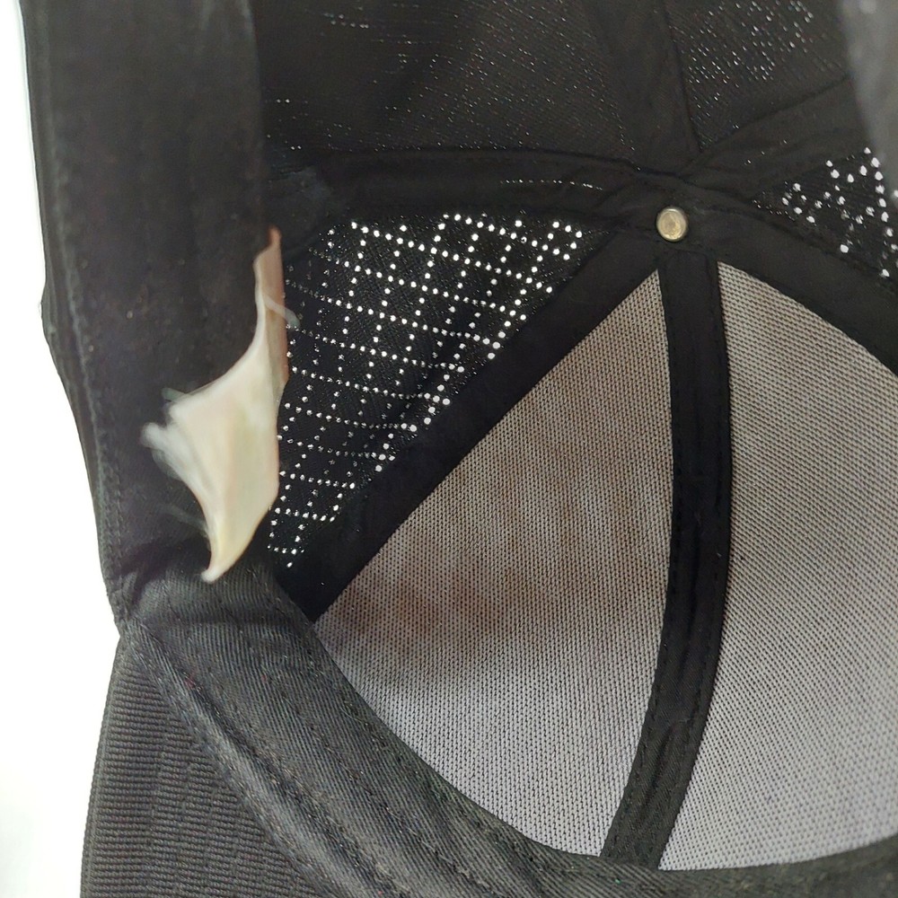 Gaiam Wander Geo Breathable Black Strapback