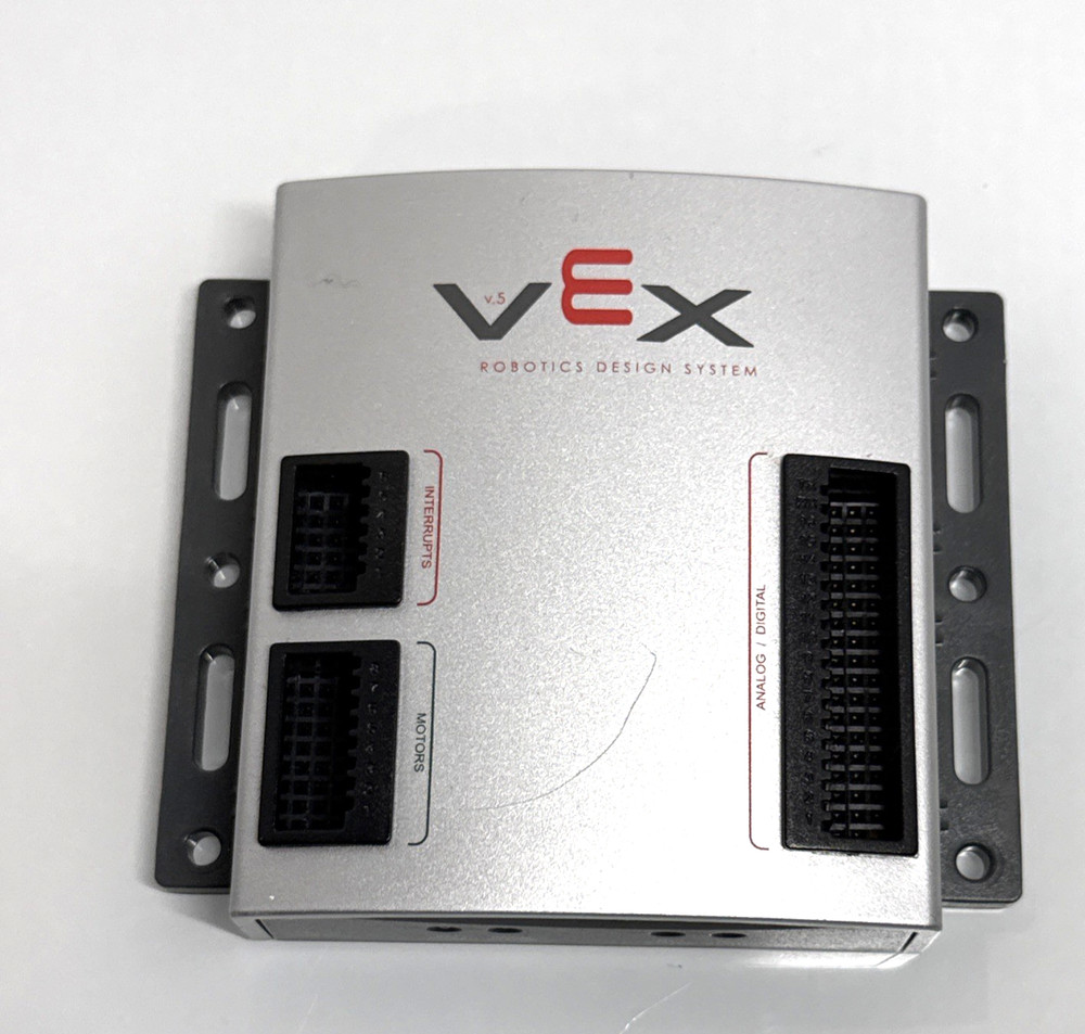 VEX Robotics Design Engineering System v.5 Kit not complete for parts (read)