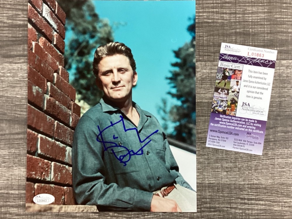 (SSG) KIRK DOUGLAS Signed 8X10 Photo "War Wagon", "Final Countdown" with JSA COA