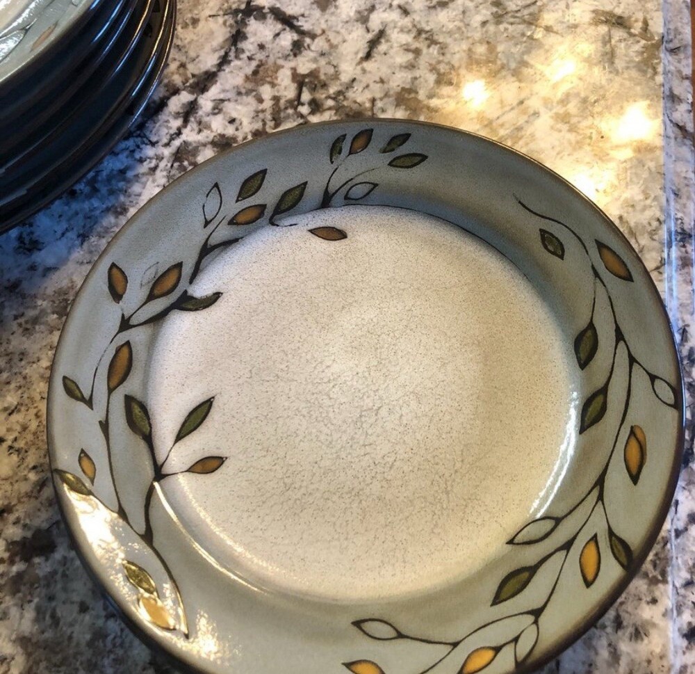 Pfaltzgraff Rustic Leaves PLUS extra plates/bowls