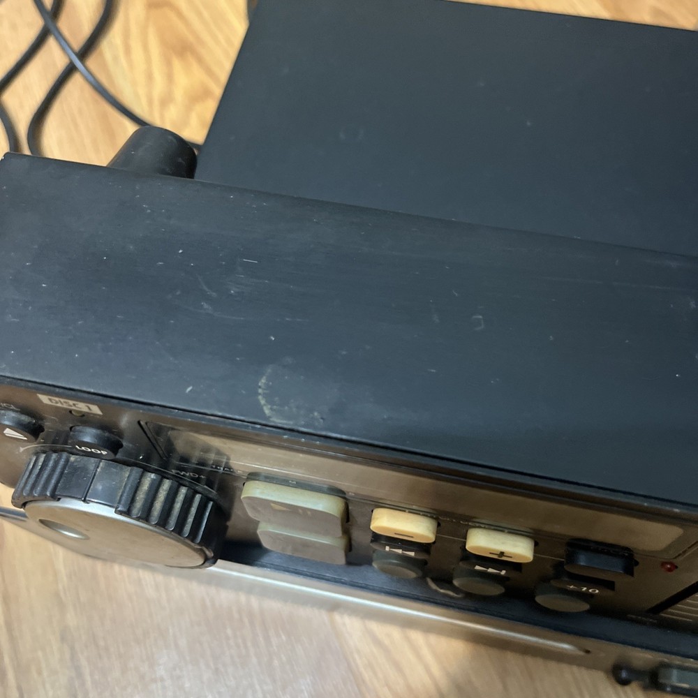 American Audio DCD-PRO210 - PLAYER UNIT Working Condition