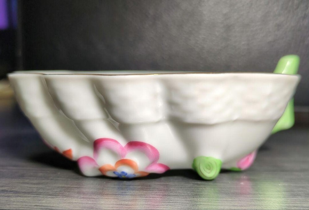 HEREND KITTY Spring Buda Bacony Sugar Bowl Tulip