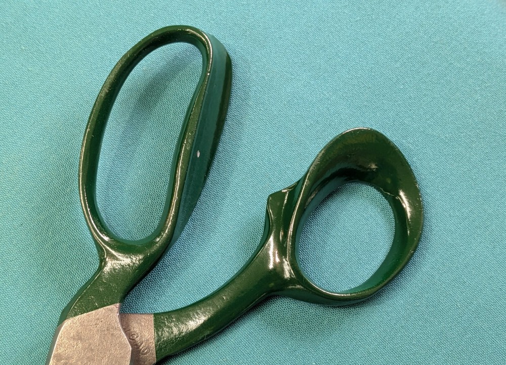 Unknown 12" Heavy Duty Scissors/Shears w/ Fresh Paint and Sharpening