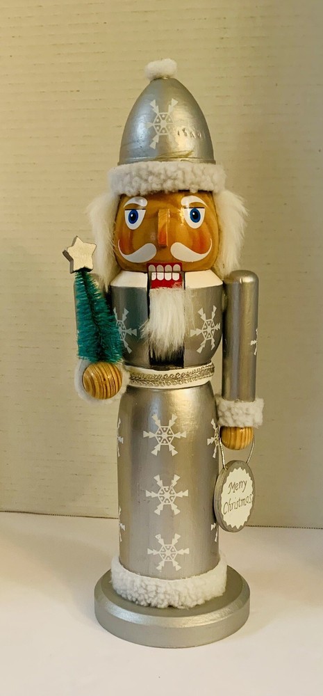 Target 2007 Nutcracker Silver Snowflake 14" Santa Ltd Edition w/Tree 5505/13402